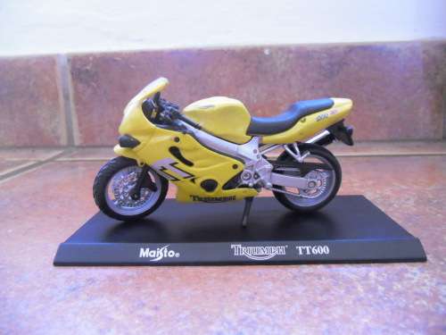 MAISTO TRIUMPH TT600 1:18